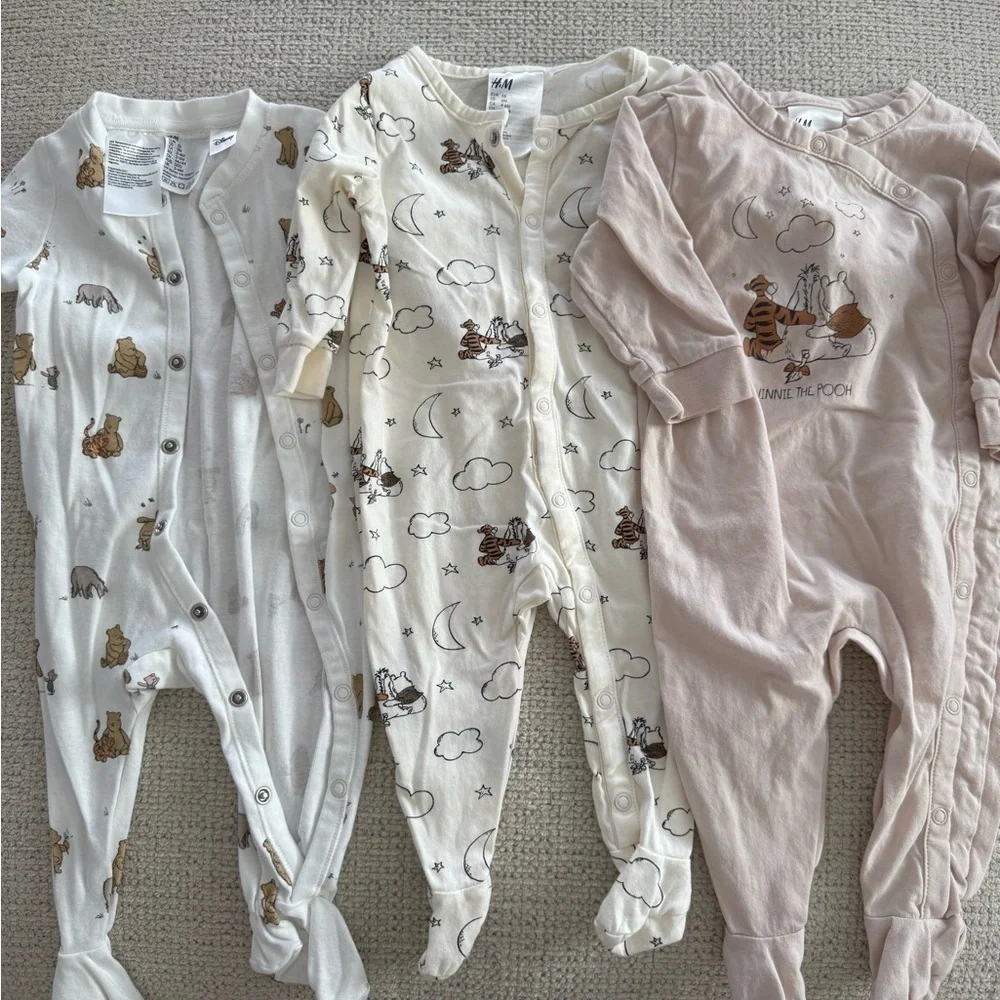 H&M Disney collab- Winnie the Pooh Kids Footies Set - White, Cream, and Pink - Picture 1 of 6